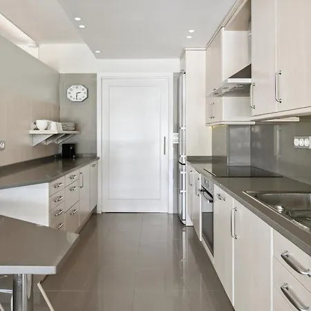 Apartment Playa De La Concha 9 By Feelfree *